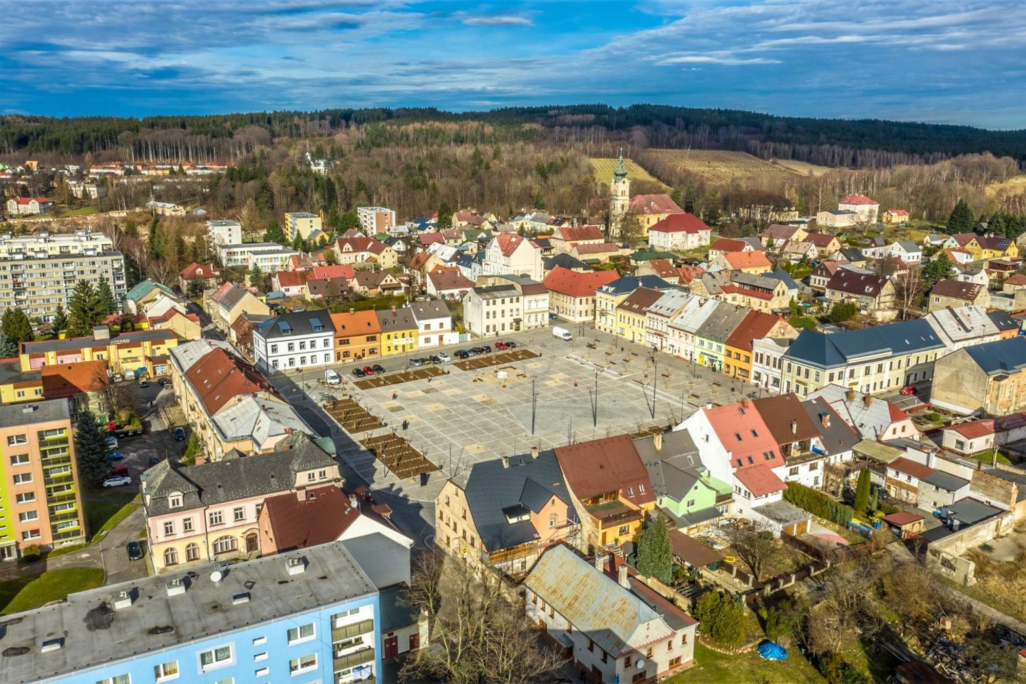 Ubytovani Na Namesti Nove Mesto pod Smrkem Extérieur photo